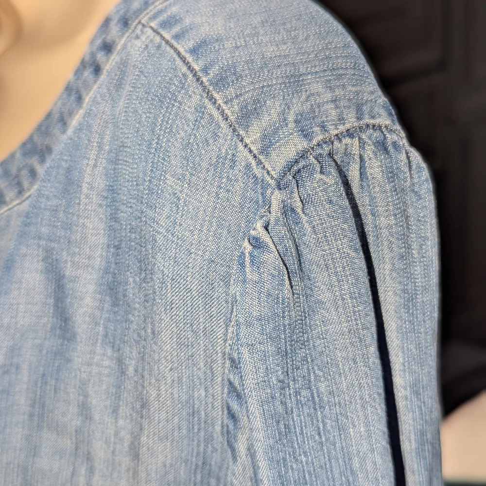LOFT Blue Denim Tunic with Tie Sleeves‎